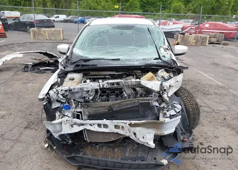 2015 Ford Focus Se z USA, uszkodzony, nr VIN 1FADP3K2XFL301160